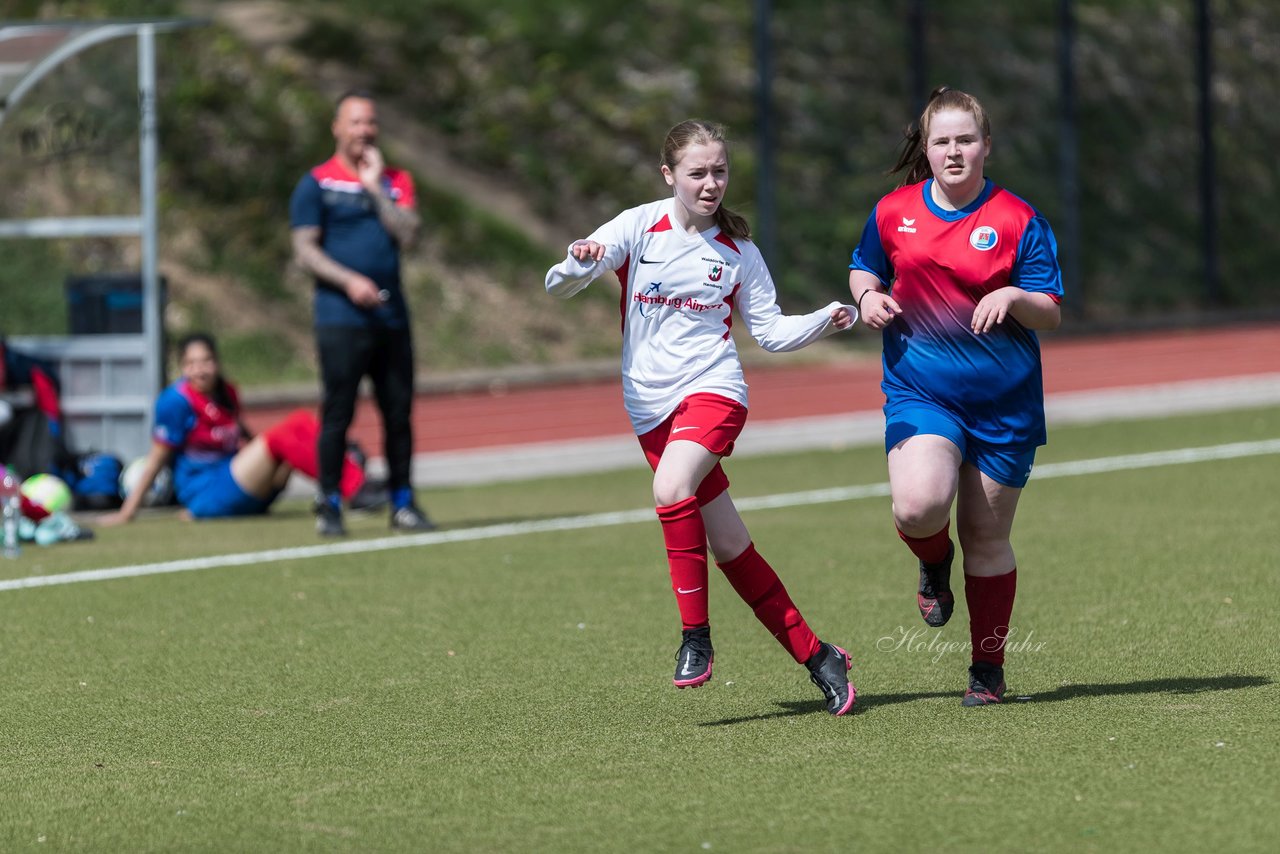 Bild 92 - wCJ Walddoerfer 2 - VfL Pinneberg 2 : Ergebnis: 7:0